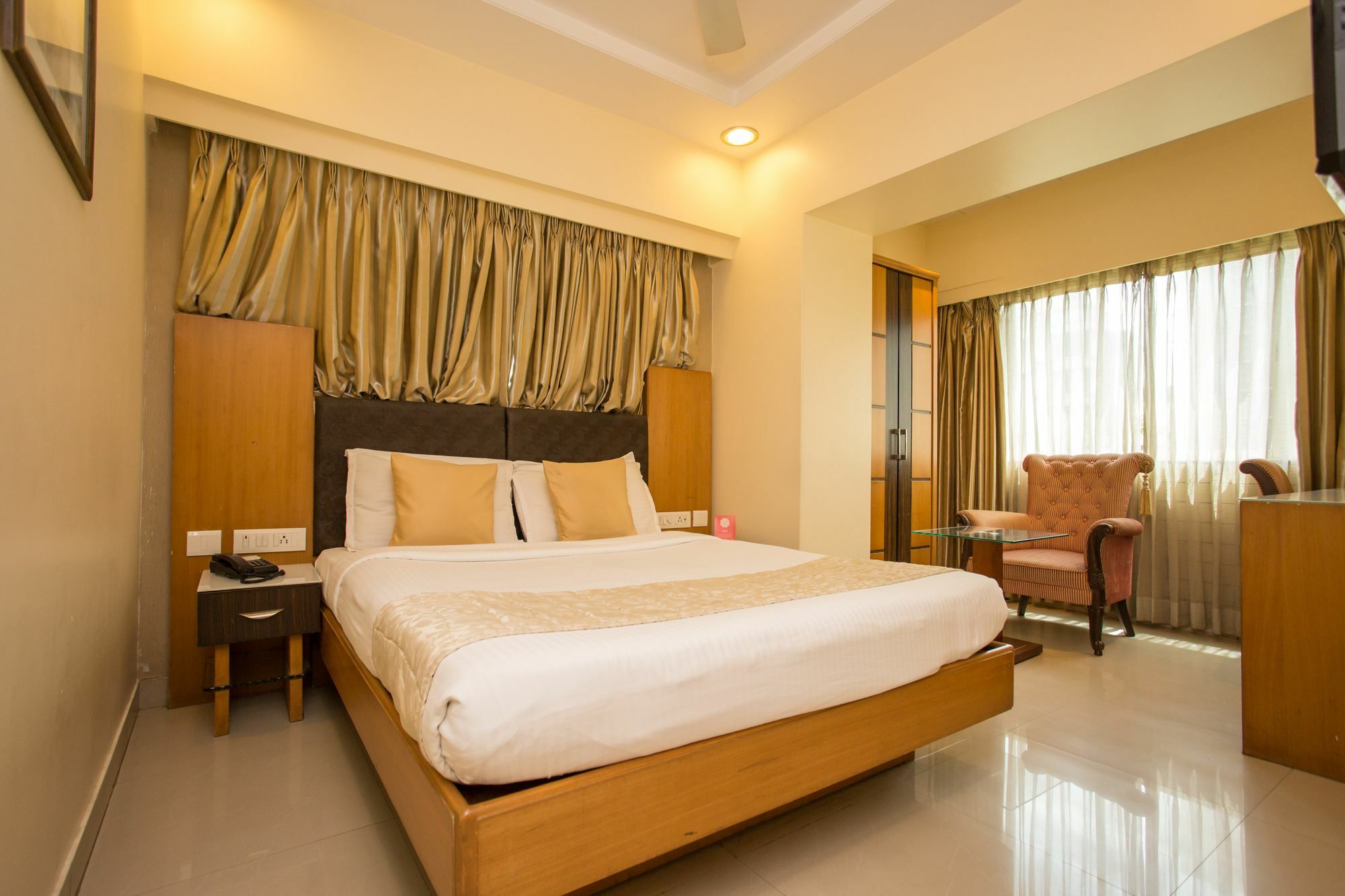 Oyo 10007 Hotel Grace Residency Bombay Exterior foto